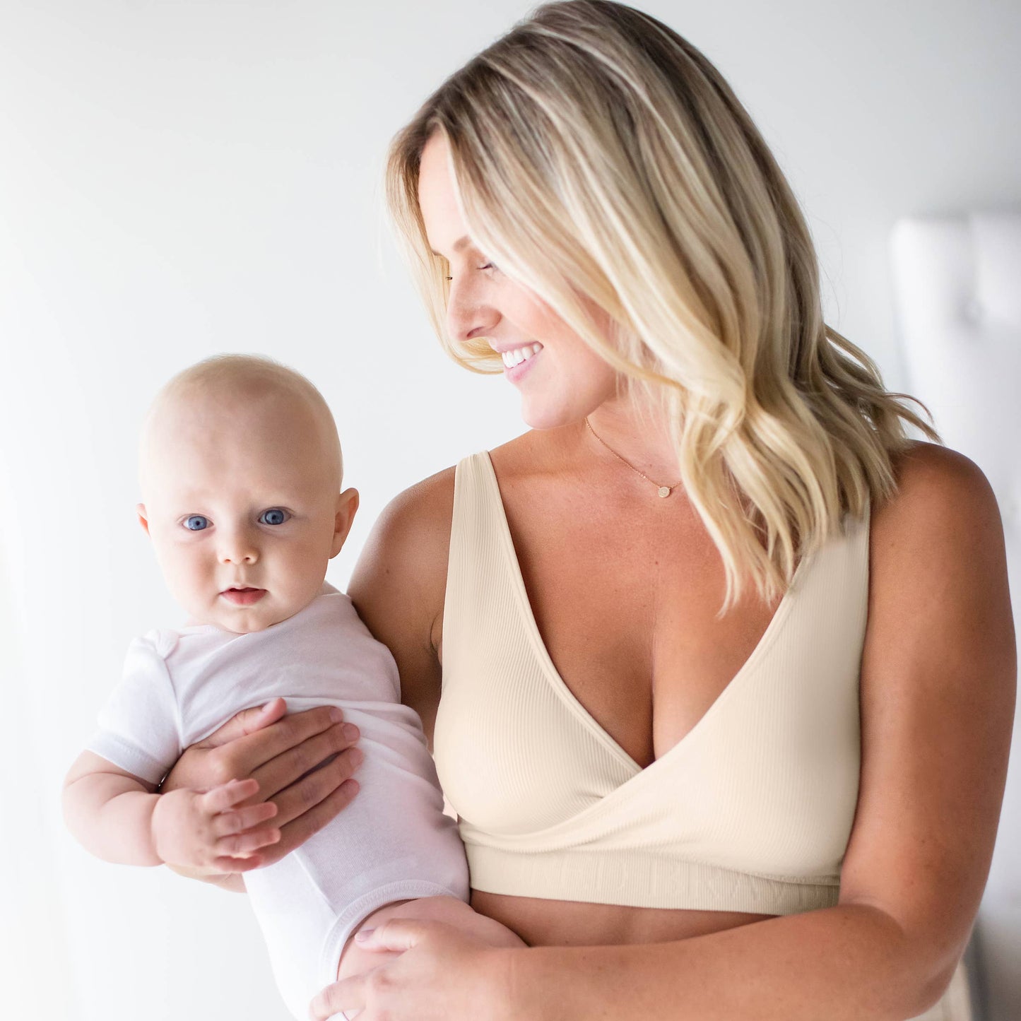 Sublime® Adjustable Crossover Nursing & Lounge Bra - Soft Pink