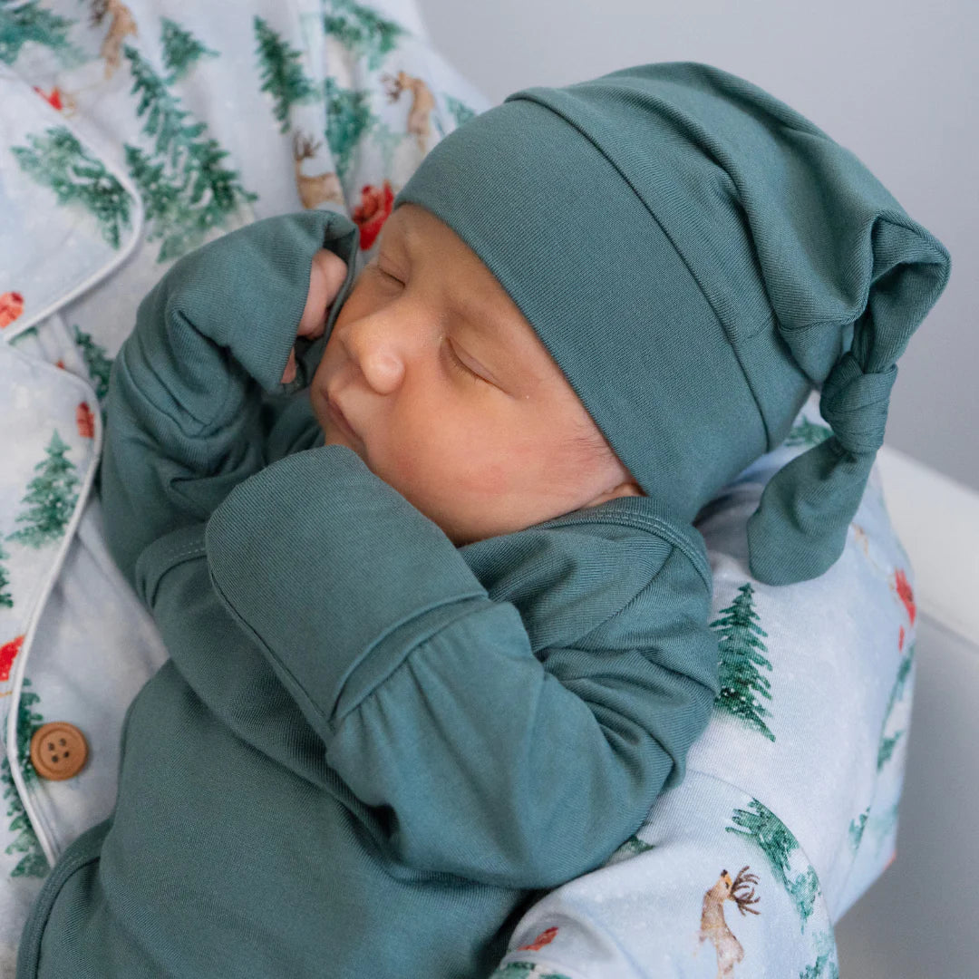 Knotted Hat - Leafy Green