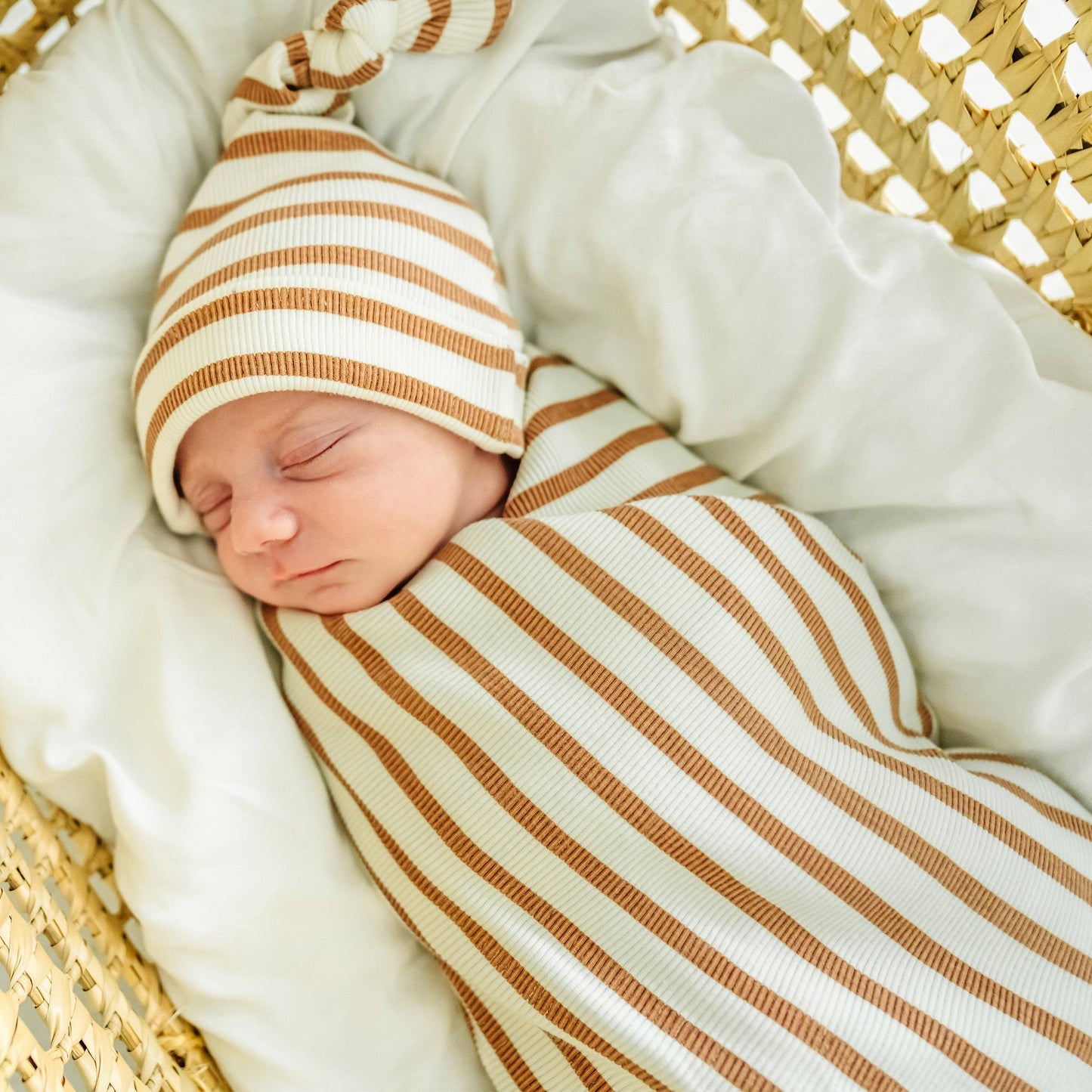 Organic Cotton Swaddle Blanket & Hat | Stripes