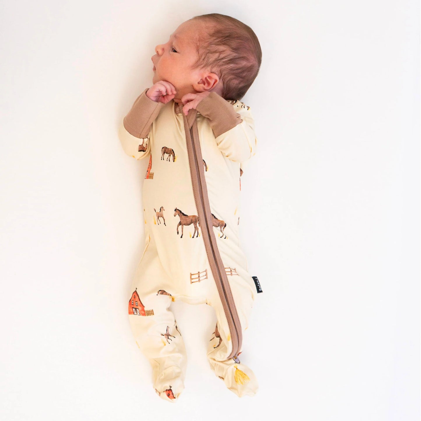 Zipper Sleeper - Hay Neighbour