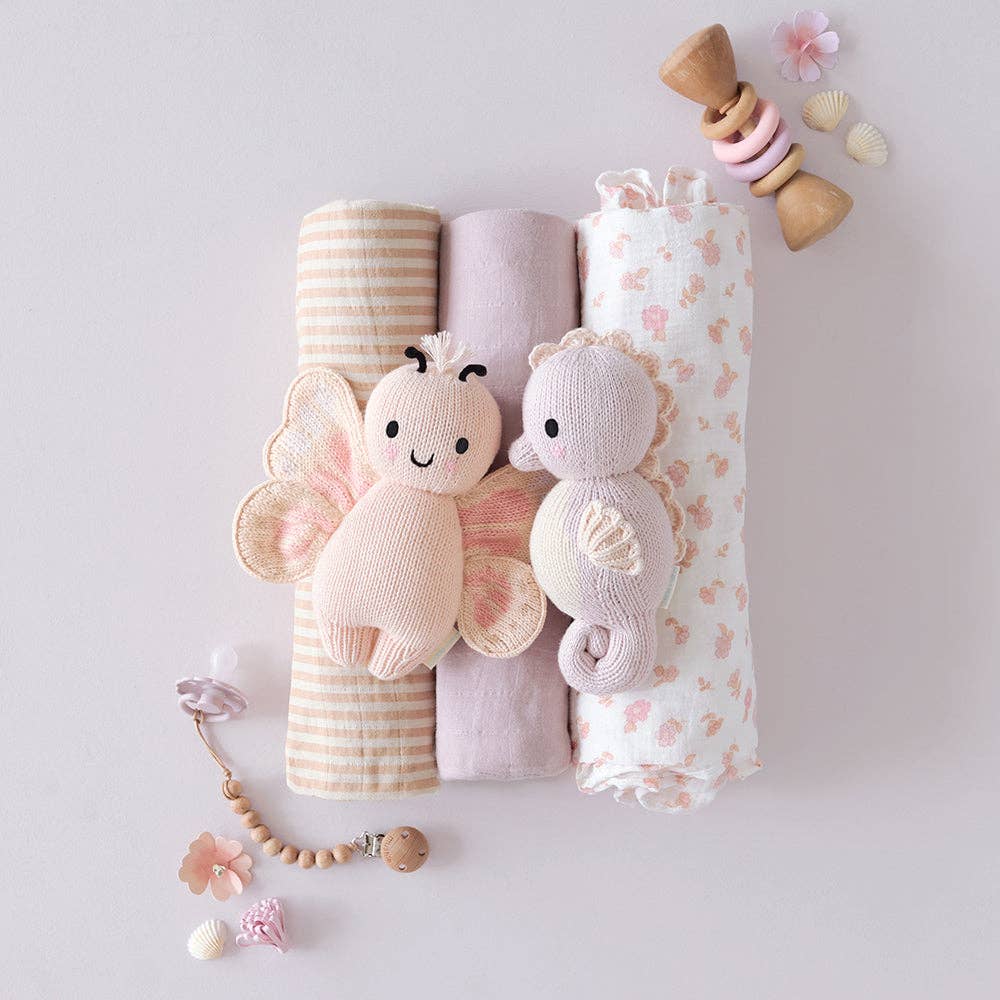 
                  
                    Baby butterfly (petal pink)
                  
                