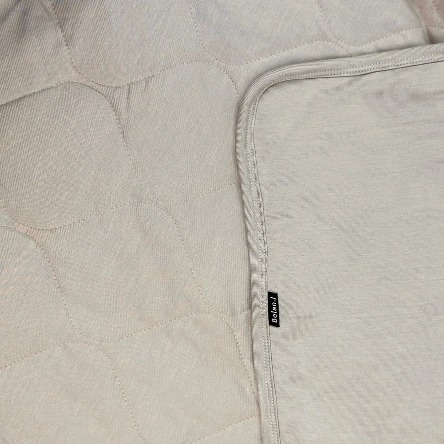 
                  
                    2.5 TOG Family Blanket - Oat
                  
                