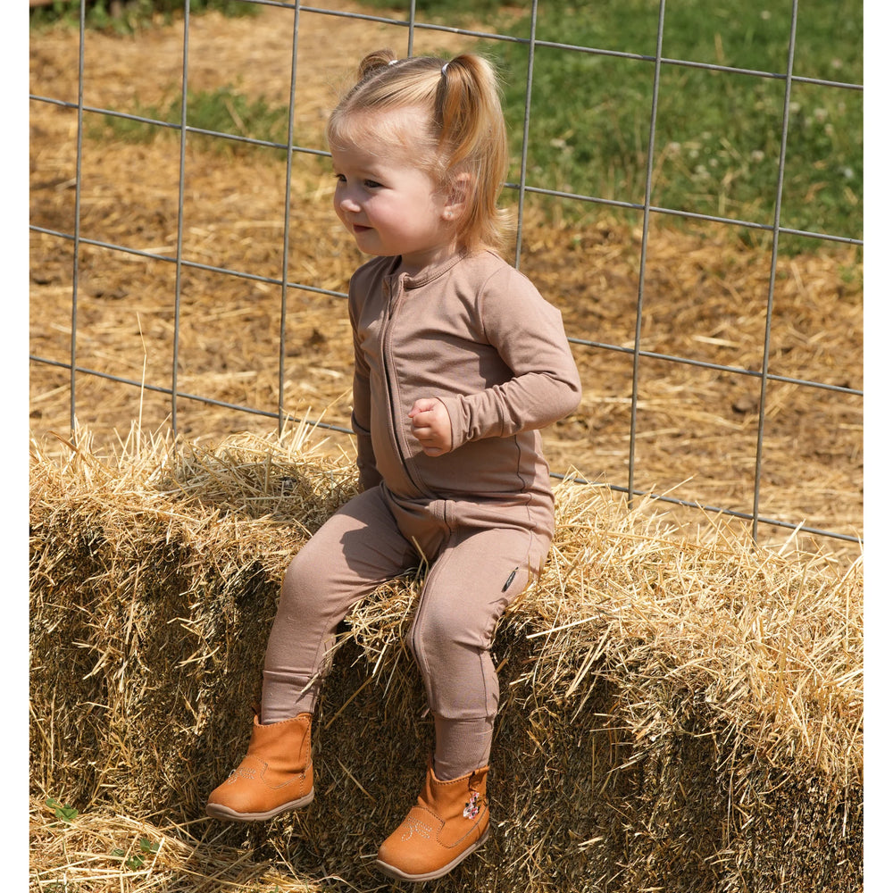 
                  
                    Zipper Sleeper - Hazel
                  
                